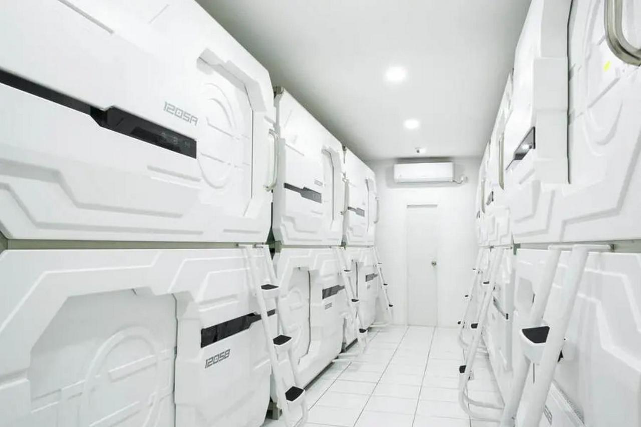 Reddoorz Hostel Near Taman Puring Jakarta Exterior photo
