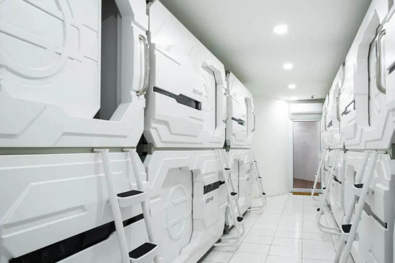 Reddoorz Hostel Near Taman Puring Jakarta Exterior photo