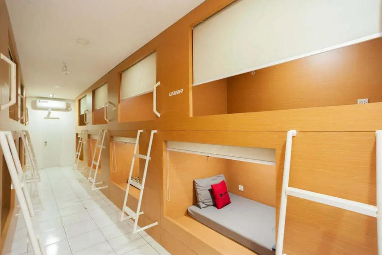 Reddoorz Hostel Near Taman Puring Jakarta Exterior photo